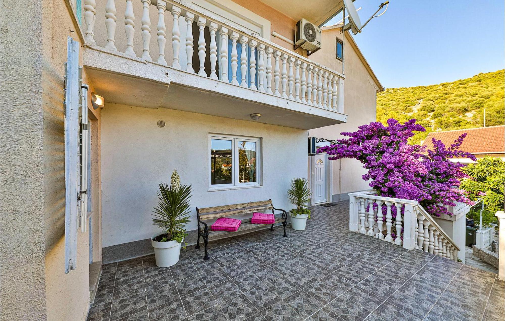 Stunning Home In Marina With Heated Swimming Pool Εξωτερικό φωτογραφία